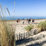 Yoga sur la plage